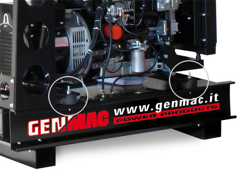 Дизельный генератор Genmac G40IO