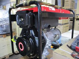 Дизельный генератор АМПЕРОС LDG6000СLE с АВР — фото 2